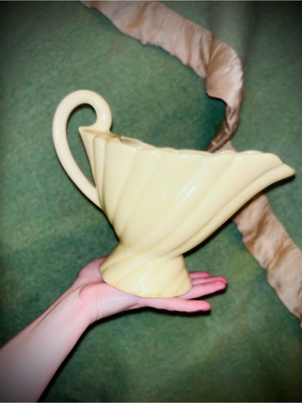 Vtg 1930s Bauer Pottery Cal-Art Yellow Ivory Swirl Pitcher